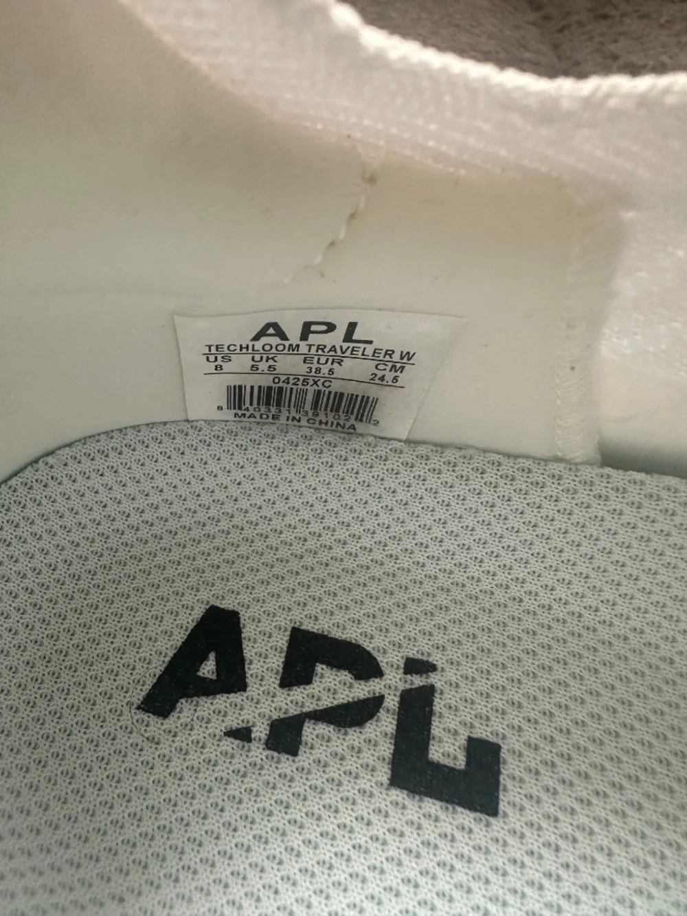 APL Women's TechLoom Traveler in White size 8